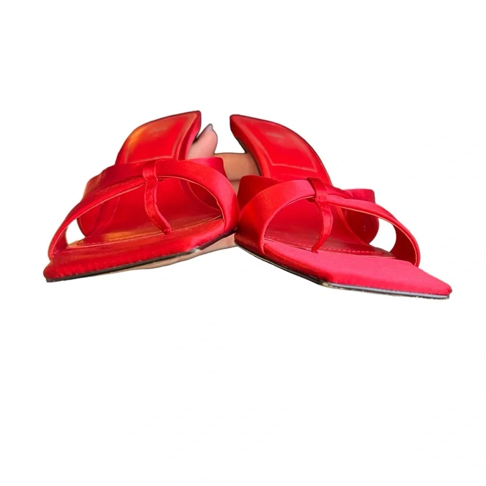 Zara - Red Satin Effect Toe Loop Square Heels Sandals Sz 38 - Picture 6 of 11